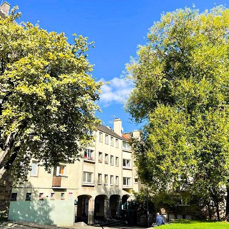 Charming Old Town 2 Bed Apt, 2Mins From Royal Mile Εδιμβούργο Εξωτερικό φωτογραφία