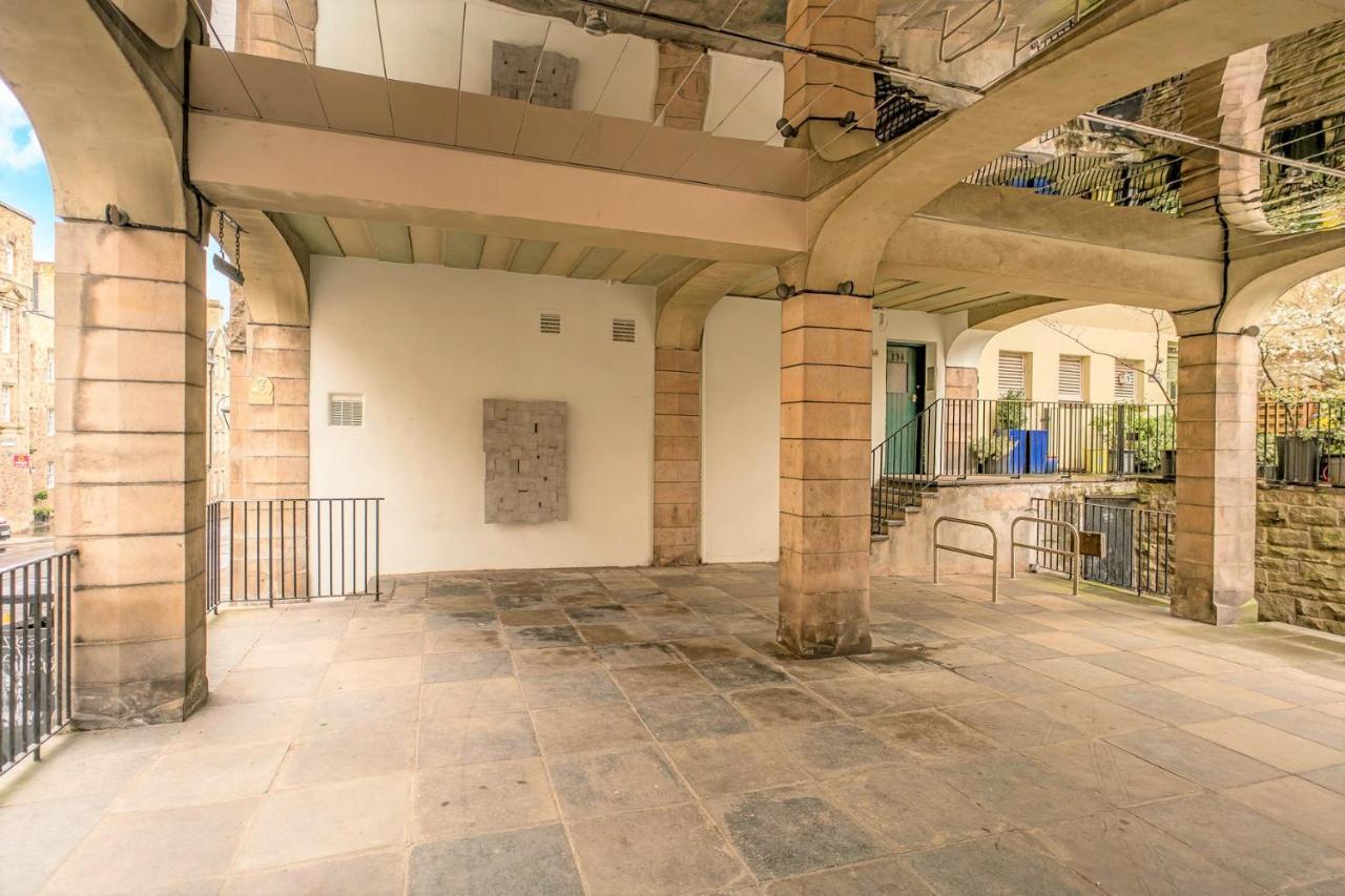 Charming Old Town 2 Bed Apt, 2Mins From Royal Mile Εδιμβούργο Εξωτερικό φωτογραφία