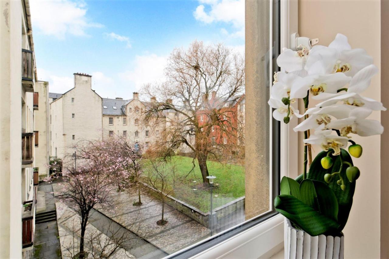 Charming Old Town 2 Bed Apt, 2Mins From Royal Mile Εδιμβούργο Εξωτερικό φωτογραφία